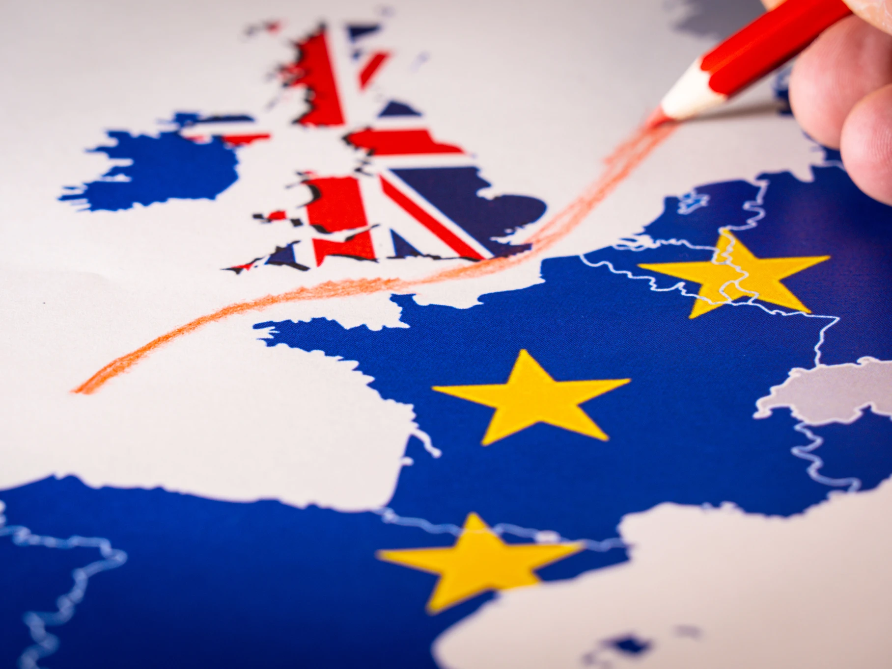 Sustaining Dialogue in Polarised Political Contexts